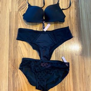 Victorias Secret bra and panties set size 32D/M